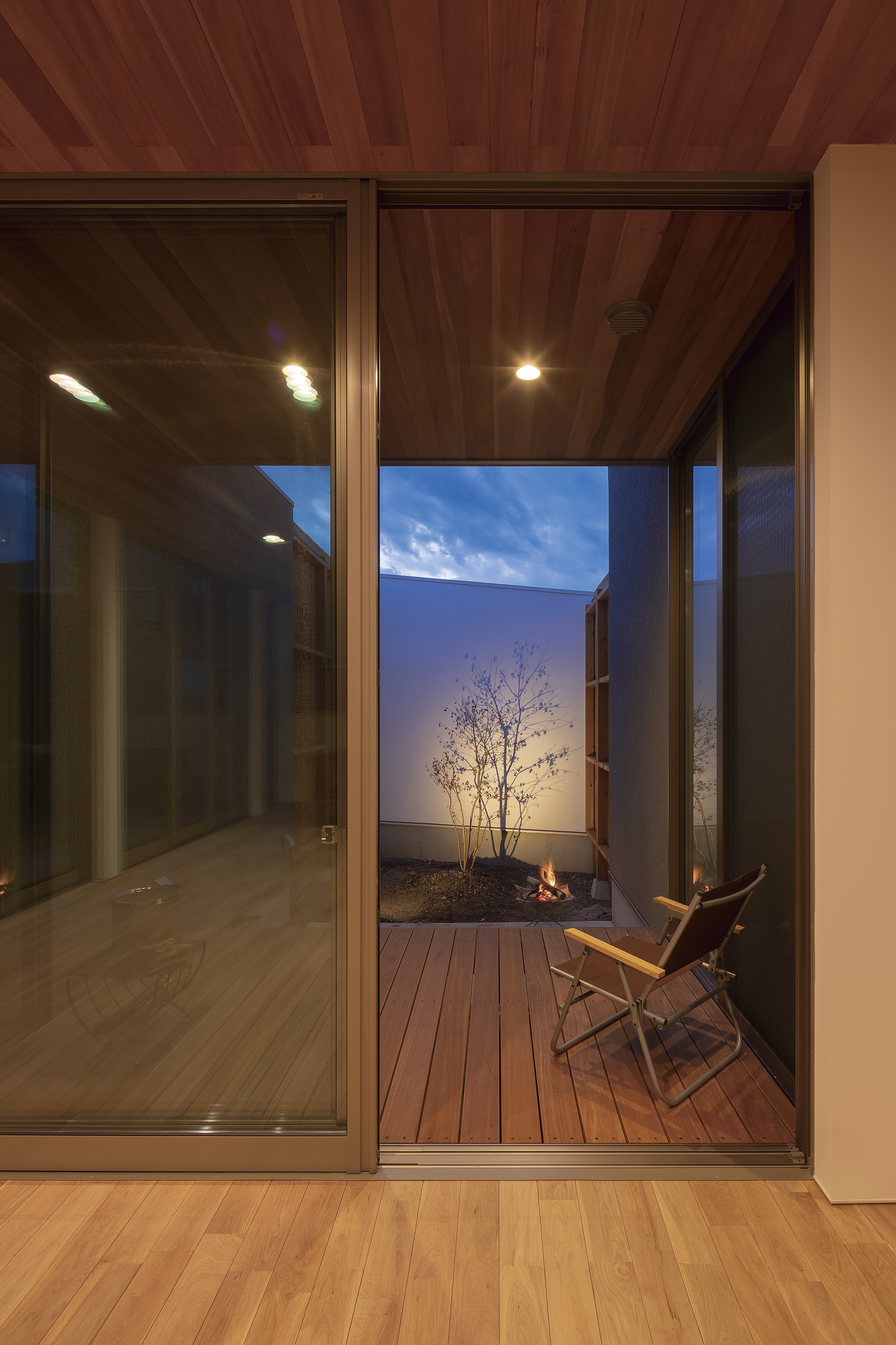 Cut eyes -プライバシーが守られた家